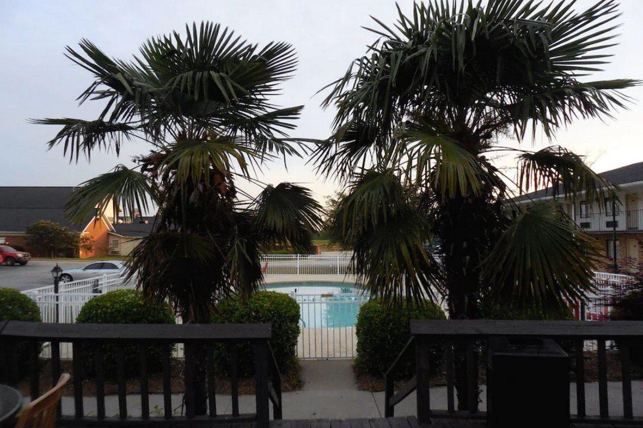 White Columns Inn Томсон Екстер'єр фото