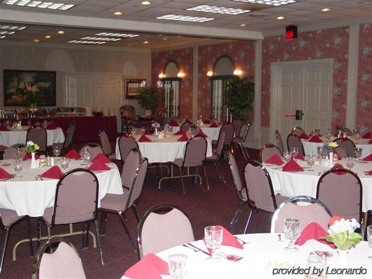 White Columns Inn Томсон Ресторан фото