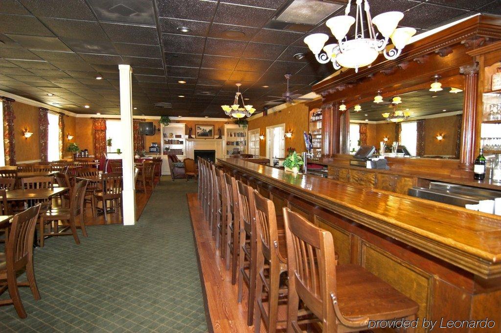 White Columns Inn Томсон Ресторан фото